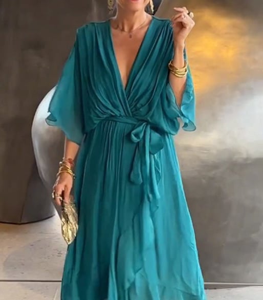 Stylish and elegant V-neck maxi dress